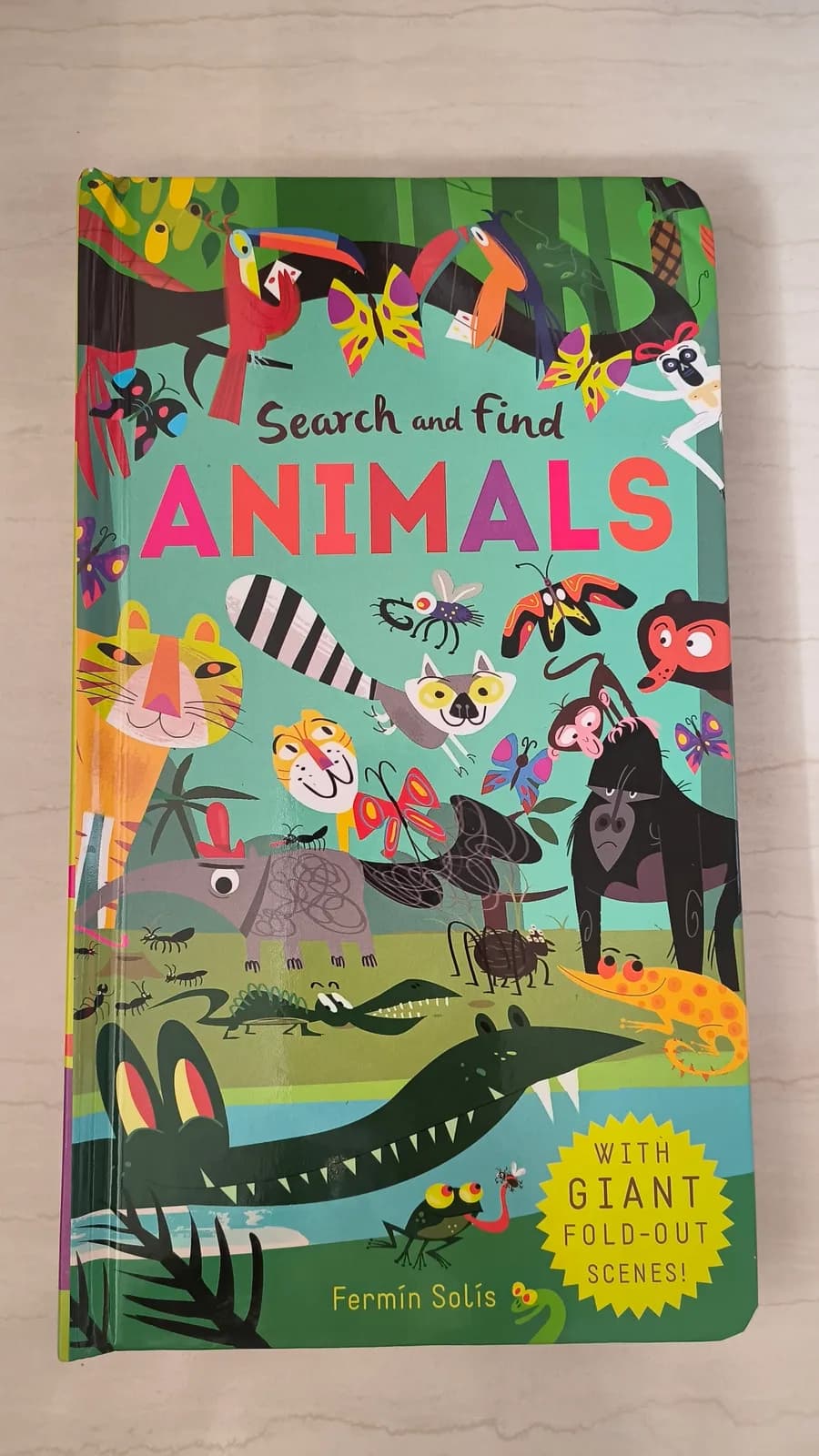 《Search and Find Animals》兒童互動找找書